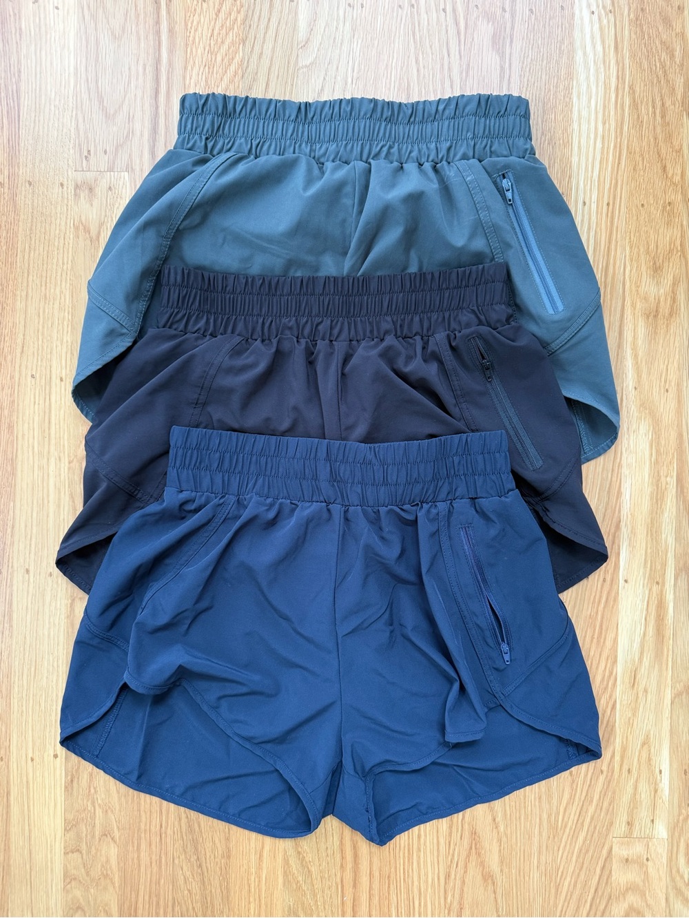 Blooming Jelly High-Waist Athletic Shorts - Set of 3 in Black, Navy, Green